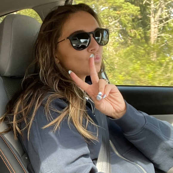 Meet your Posher, Payton - Picture 1 of 1